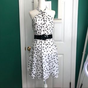 White House Black Market White dress with gray and white polkadot size 2